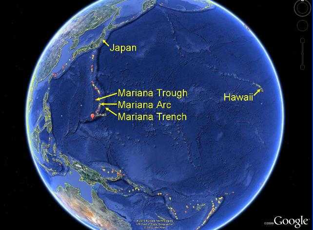 Mariana_Trough_Google_Earth.jpg