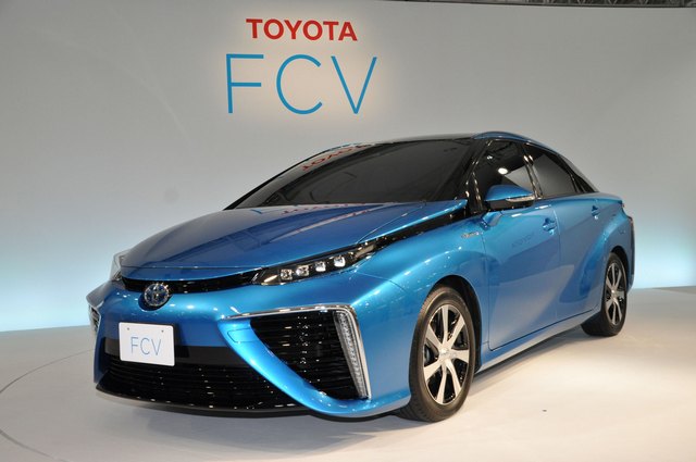 Запас хода водородного седана Toyota Mirai составит более 500 километров