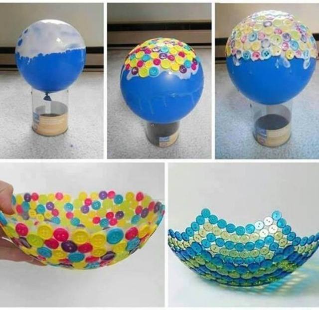 Однотонные шары из пластика