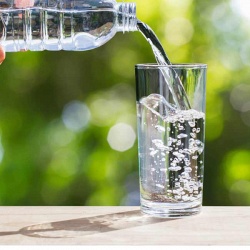Почему пьешь воду болит голова thumbnail